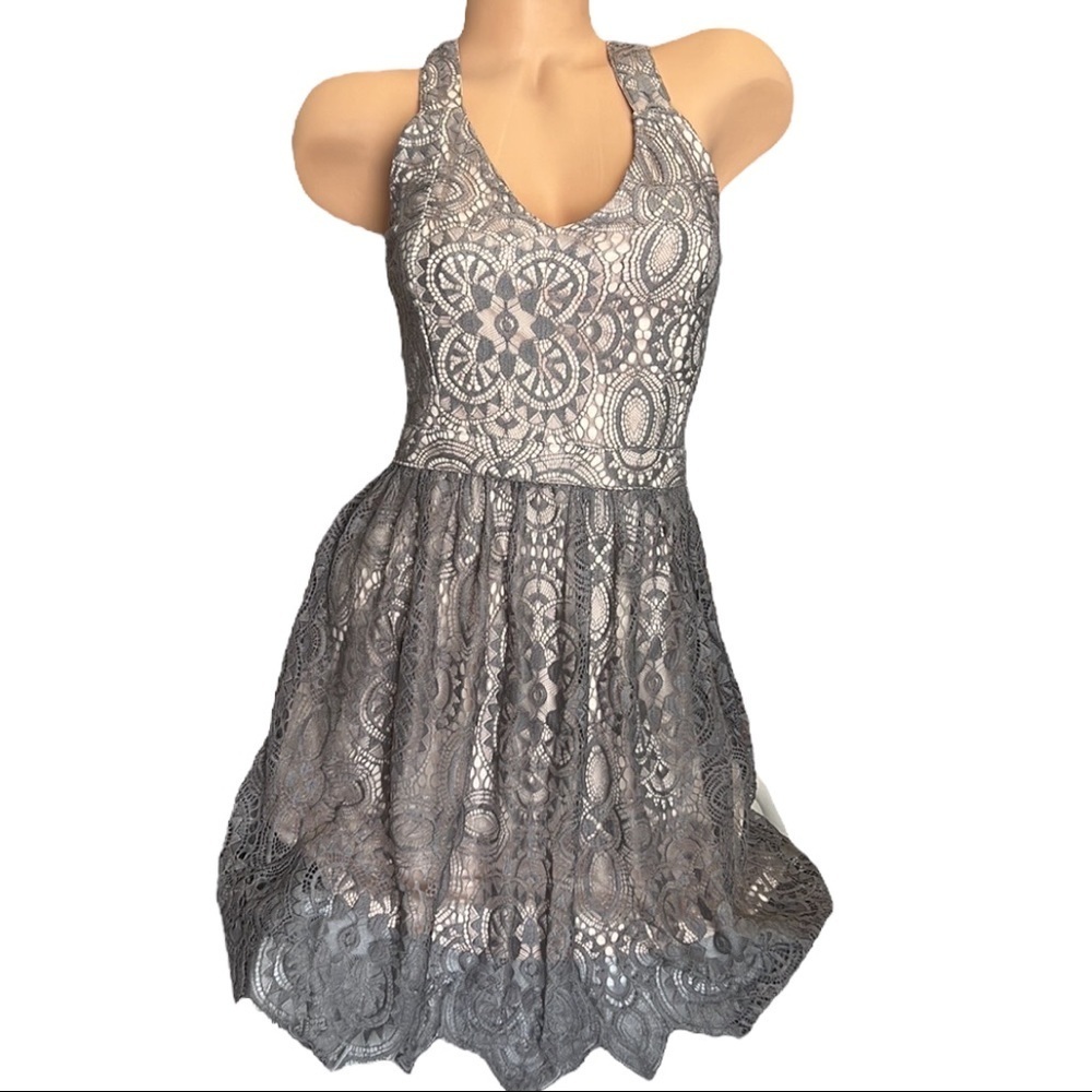 SOIEBLU lace wedding guest dress